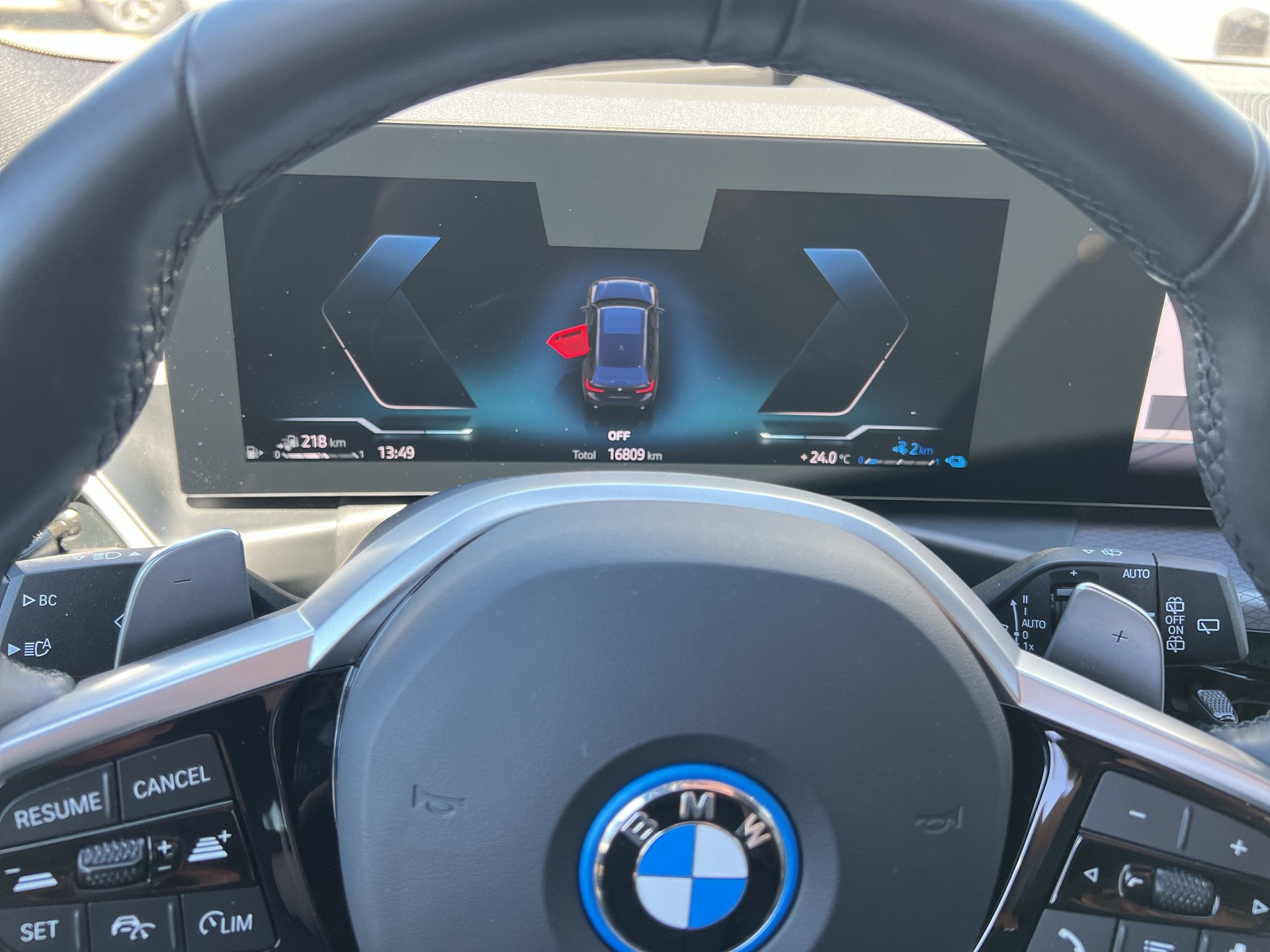 BMW 330e x DriveTouring Steptronic M Sport - 14