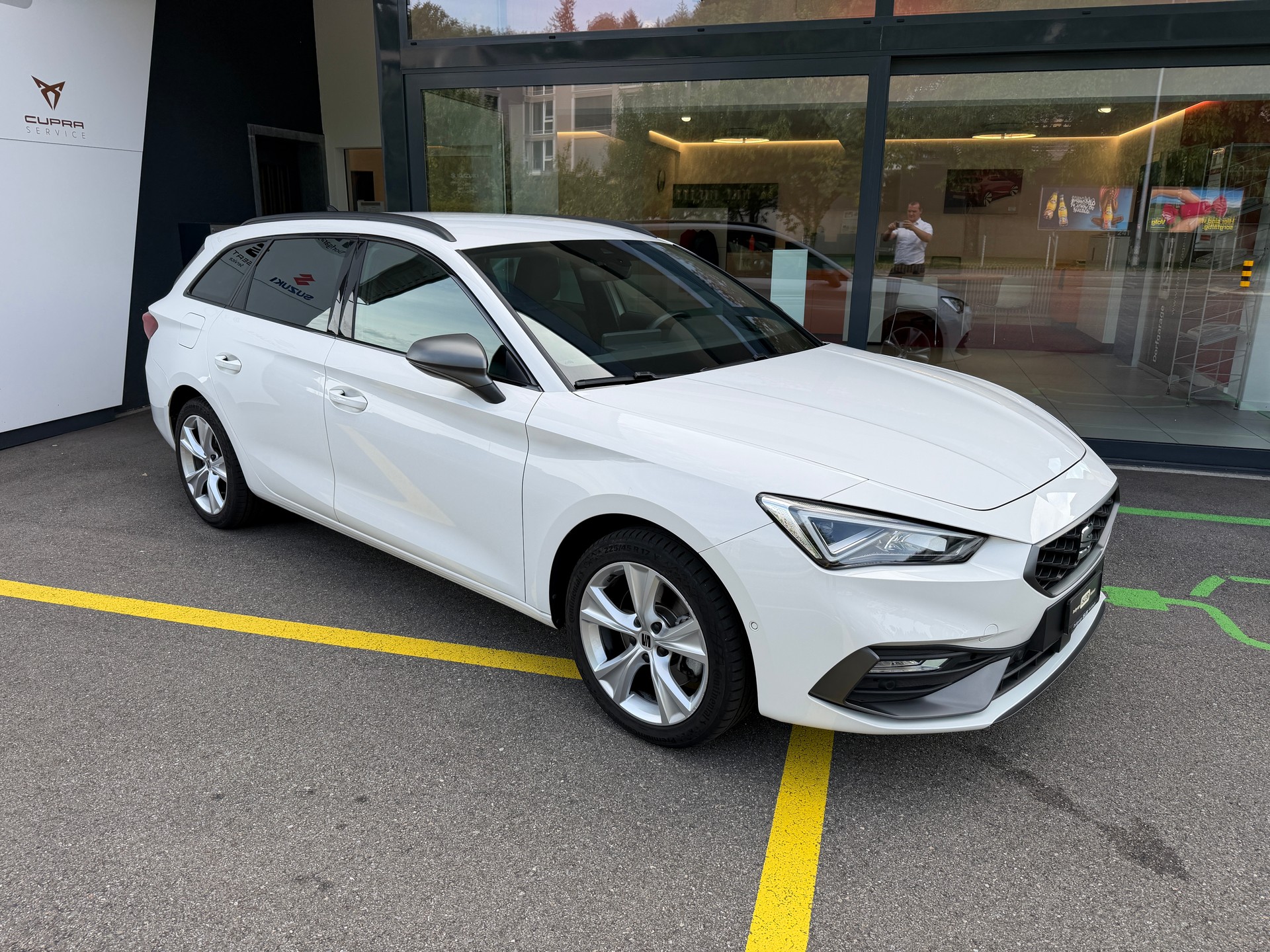 SEAT Leon ST 1.5 TGI Hola FR DSG