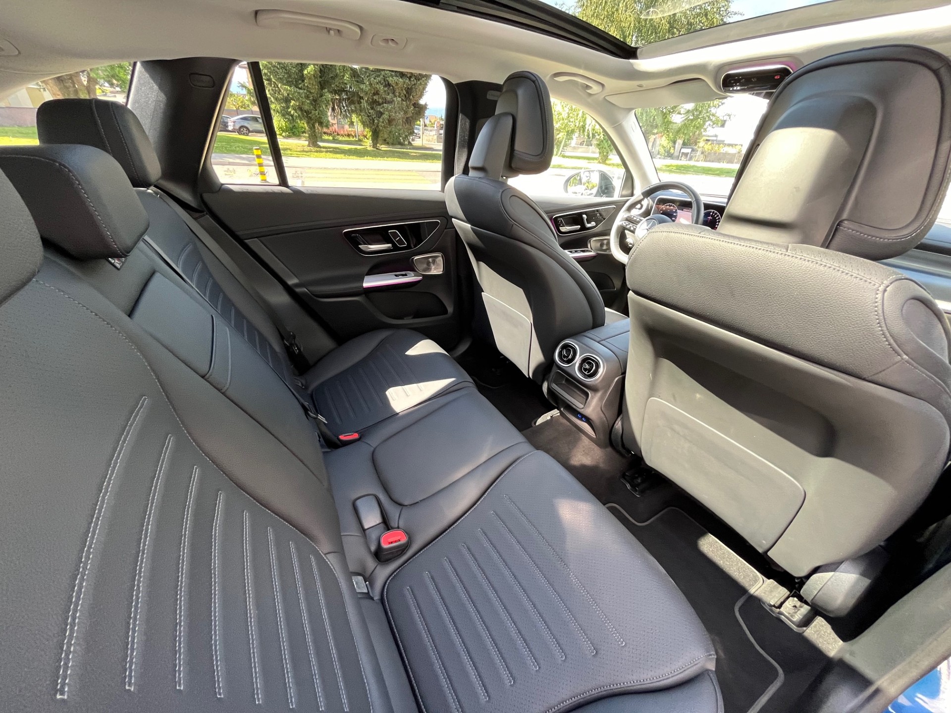 MERCEDES-BENZ GLC 300 e 4Matic EQ Star 9G-Tronic - 8