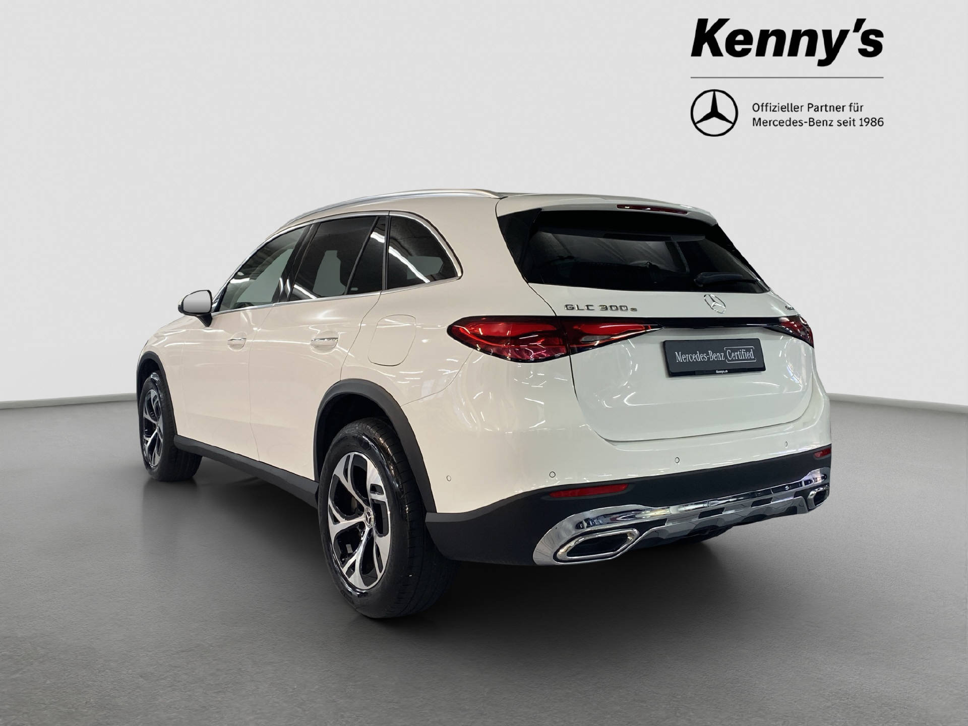 MERCEDES-BENZ GLC 300 e Avantgarde 4MATIC - 5