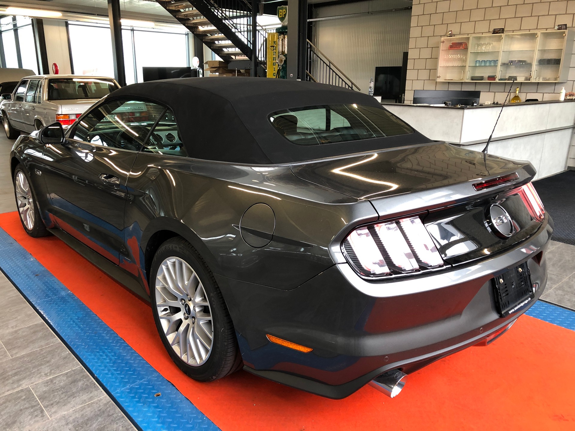 FORD Mustang Convertible 5.0 V8 GT Automat - 25