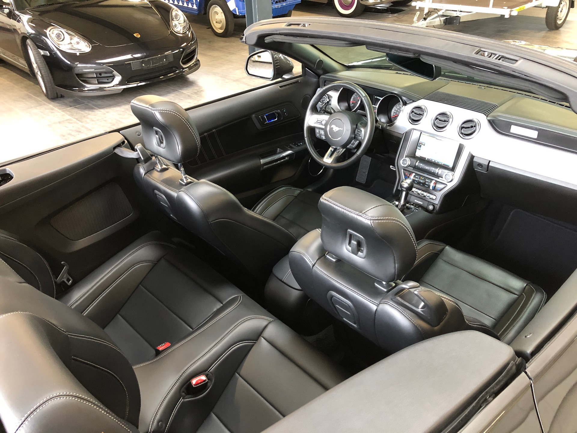 FORD Mustang Convertible 5.0 V8 GT Automat - 21