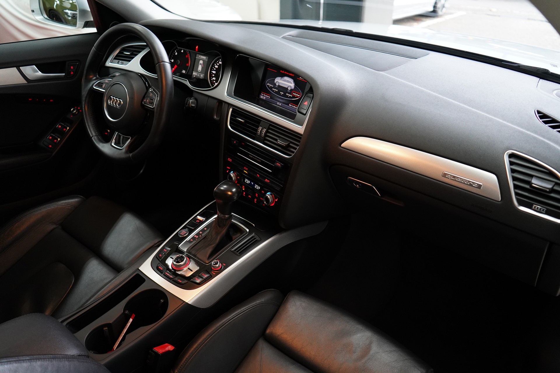 AUDI A4 allroad 3.0 TDI clean diesel quattro S-tronic - 28