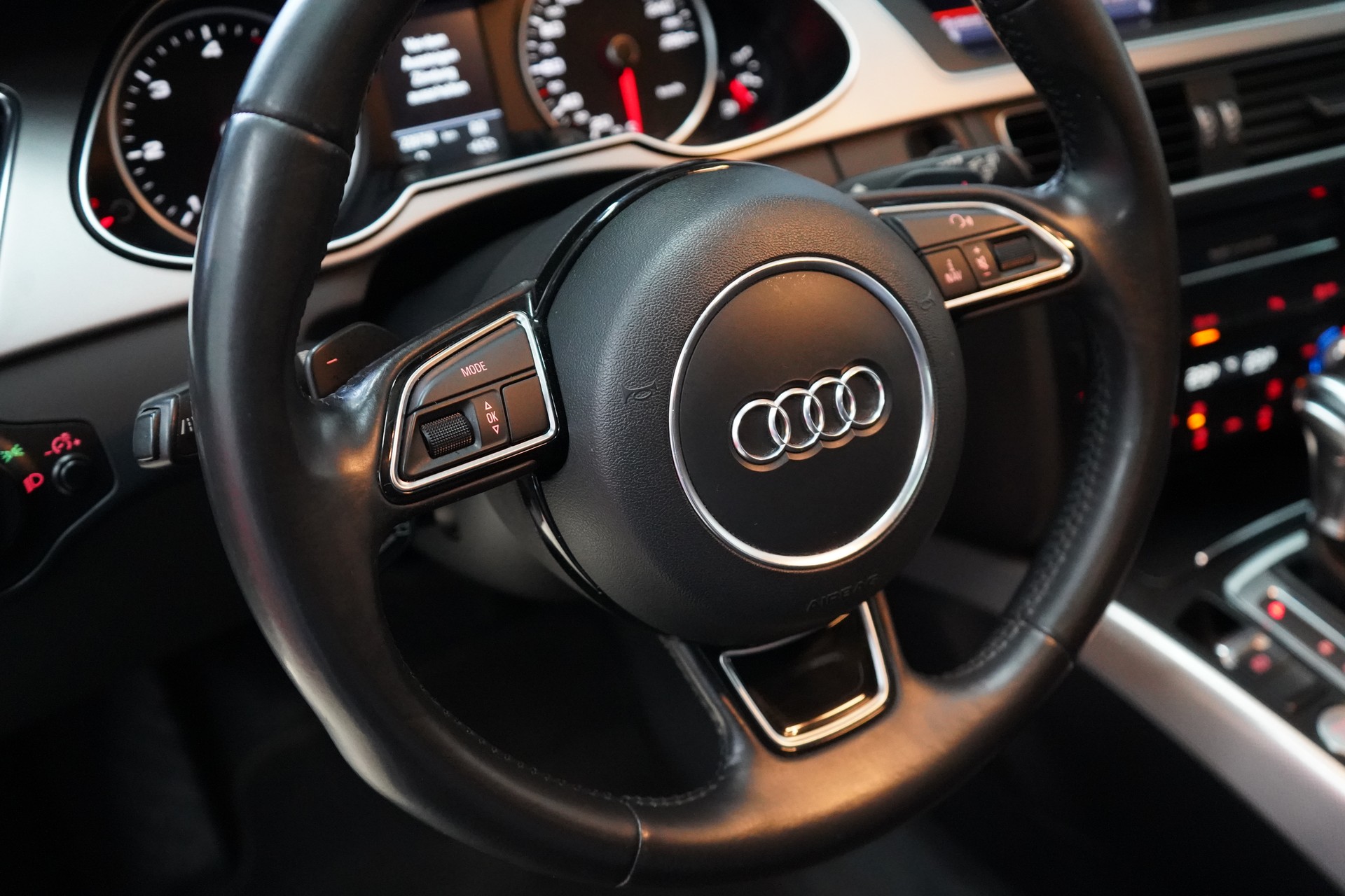 AUDI A4 allroad 3.0 TDI clean diesel quattro S-tronic - 19