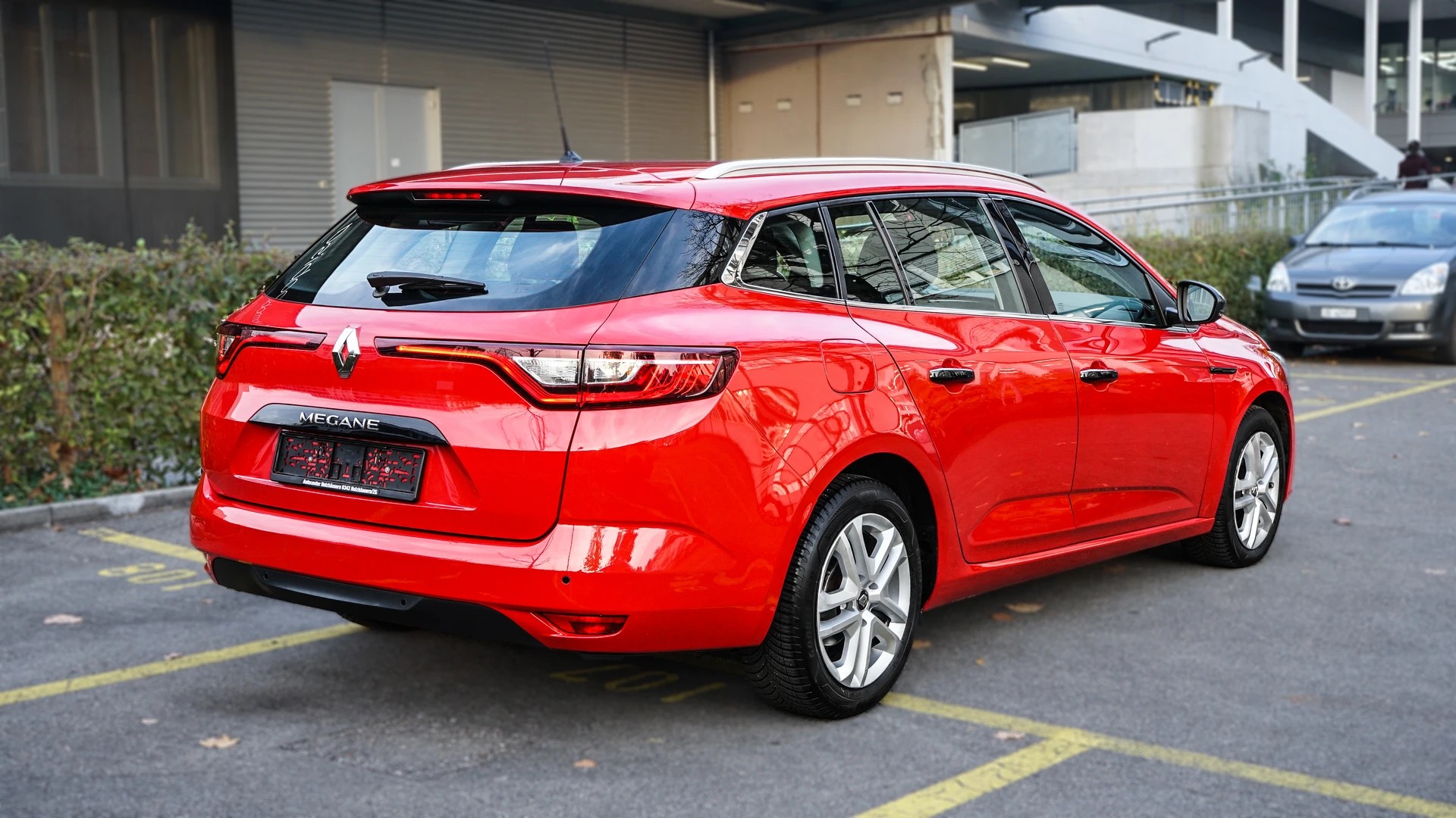 RENAULT Mégane Grandtour 1.5 dCi Business EDC - 5