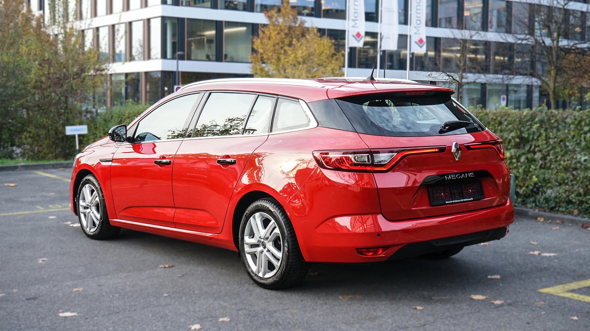RENAULT Mégane Grandtour 1.5 dCi Business EDC - 3