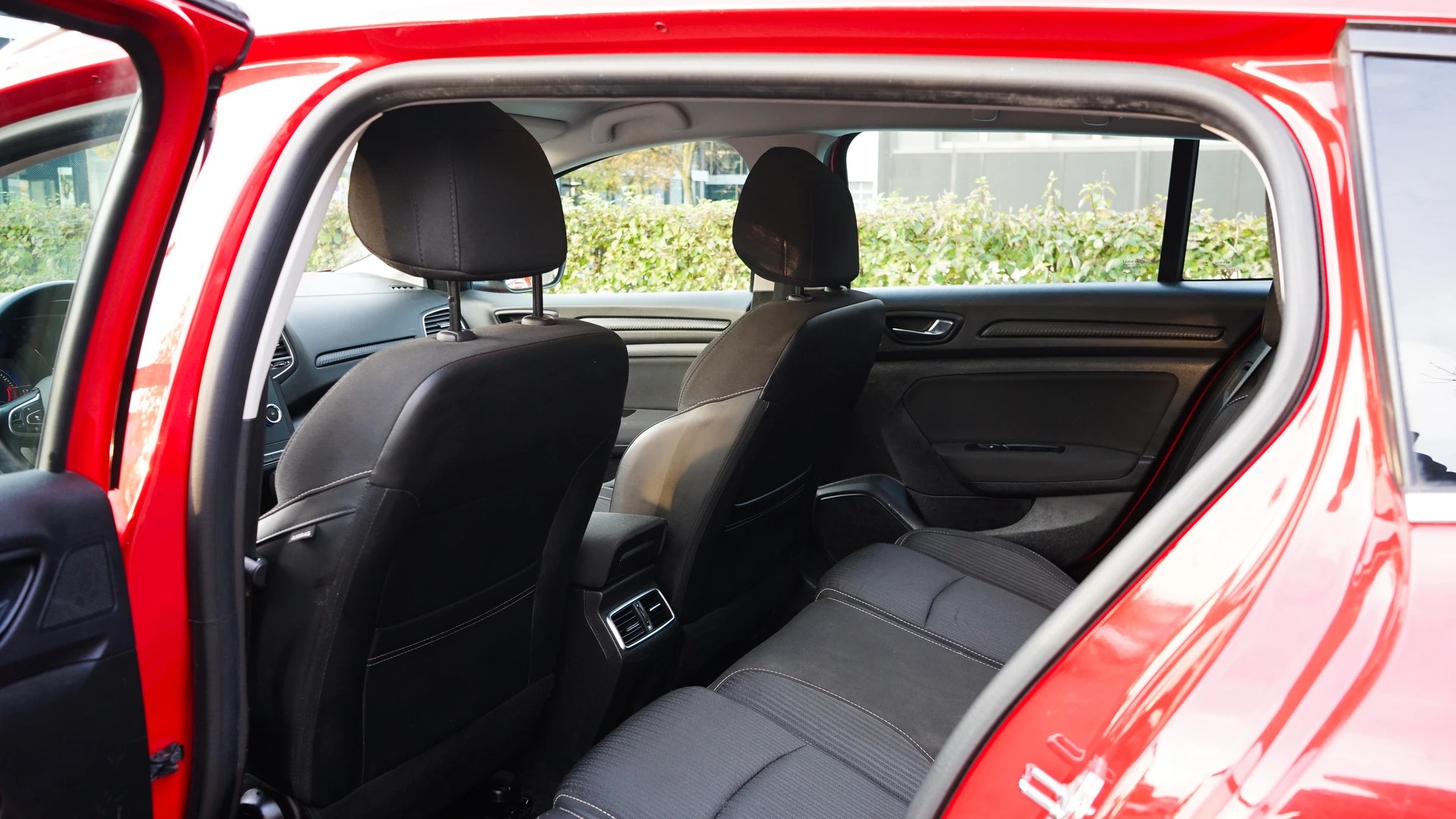 RENAULT Mégane Grandtour 1.5 dCi Business EDC - 13