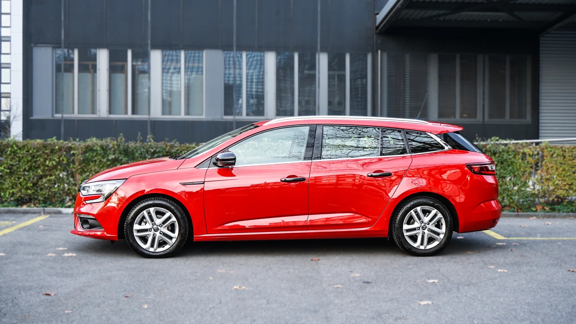RENAULT Mégane Grandtour 1.5 dCi Business EDC - 2