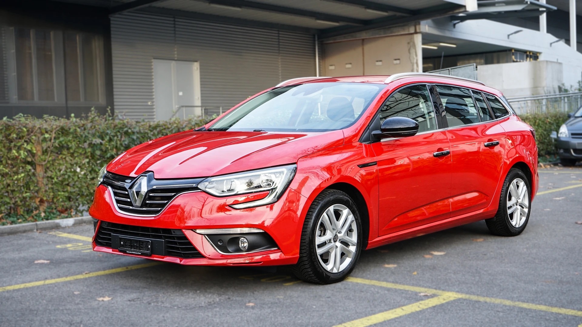 RENAULT Mégane Grandtour 1.5 dCi Business EDC - 6