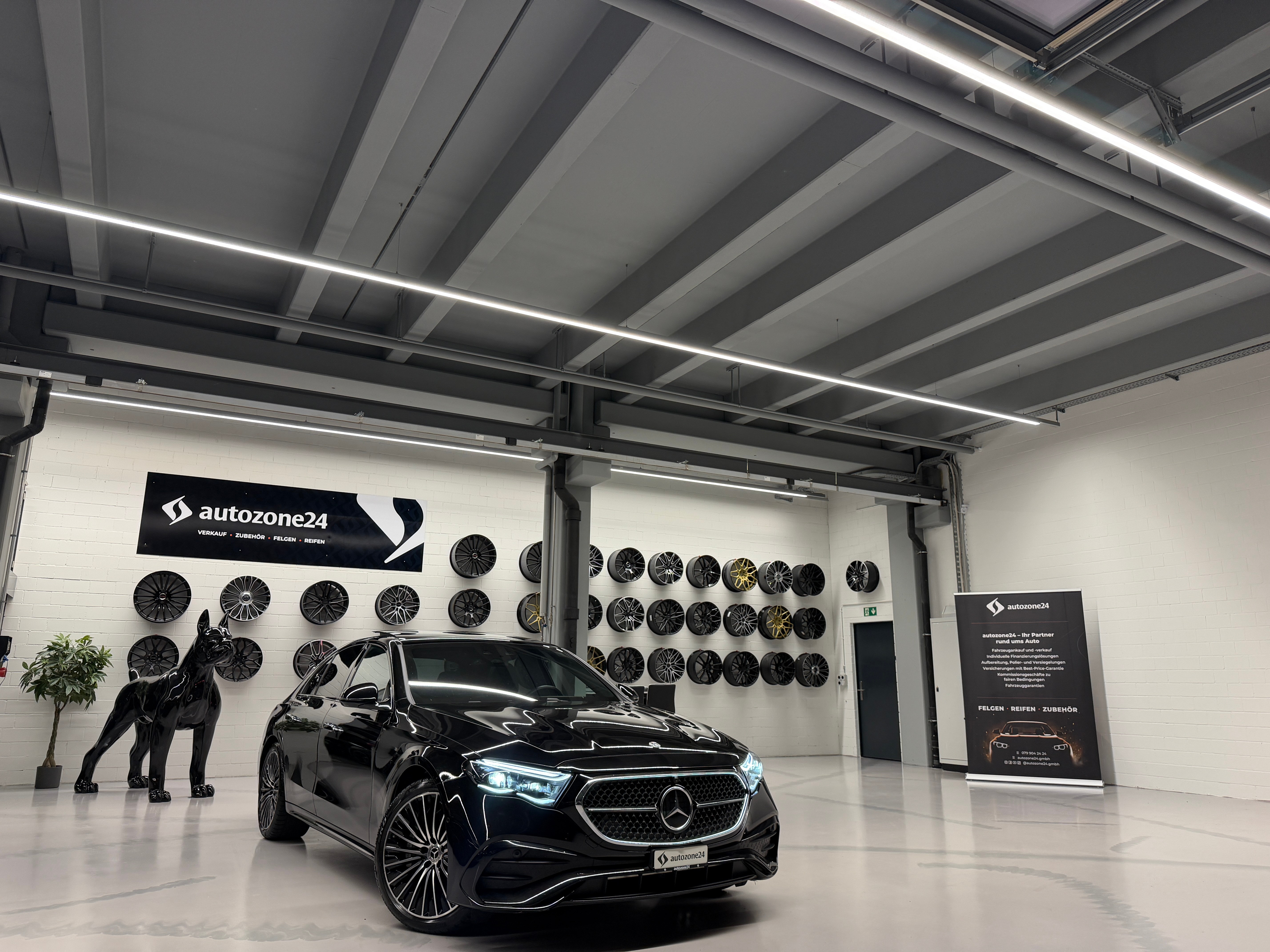 MERCEDES BENZ E 220