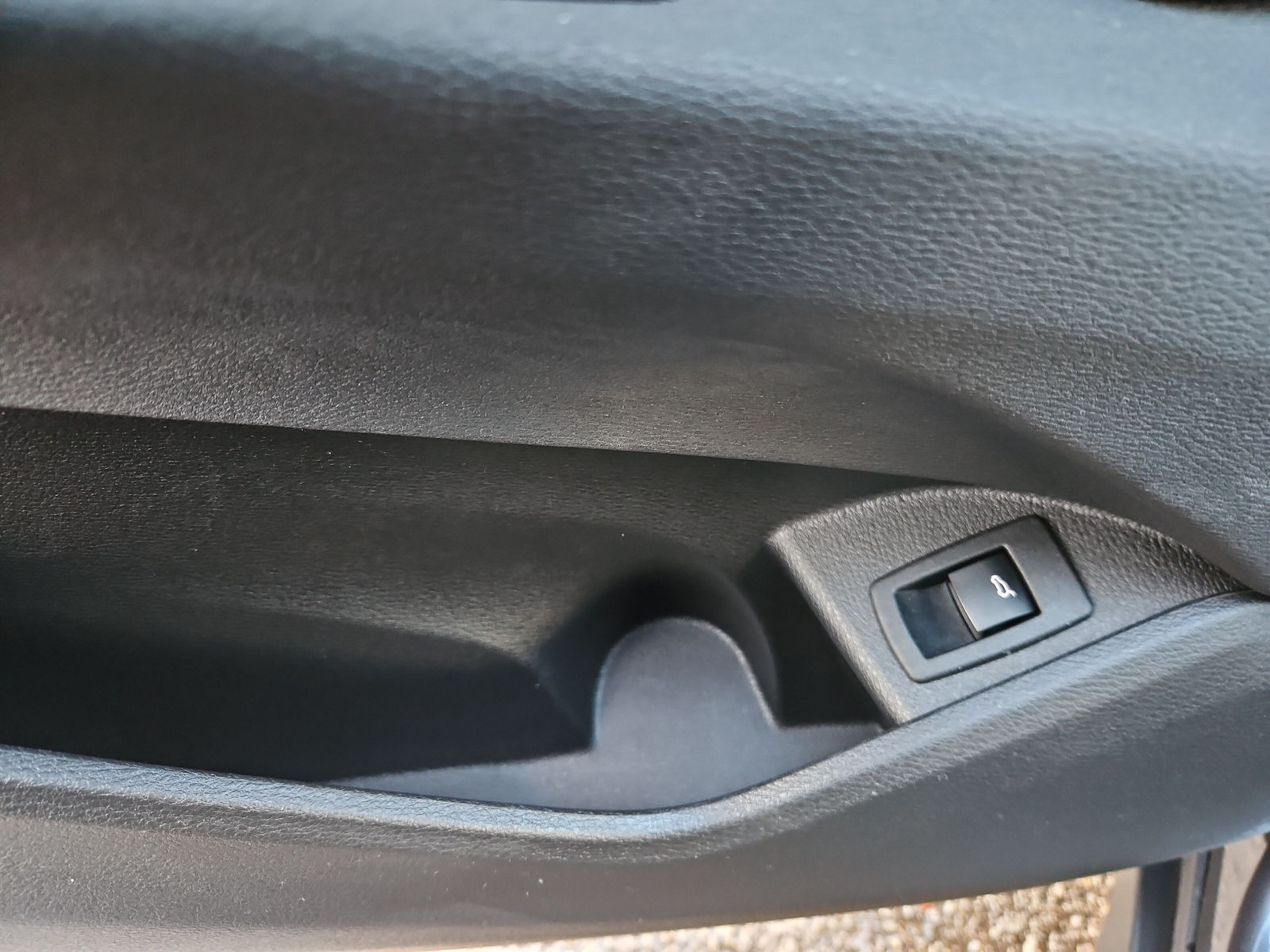 BMW X1 xDrive 18d Essent.Ed - 24