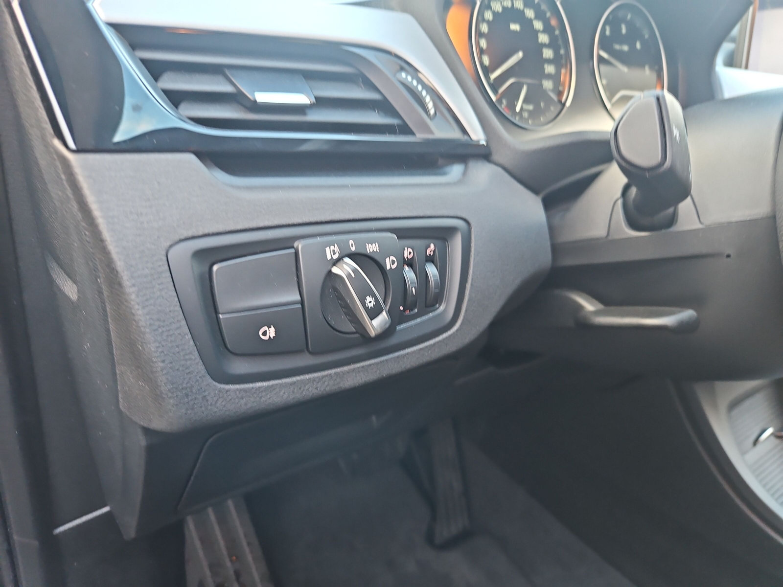 BMW X1 xDrive 18d Essent.Ed - 23