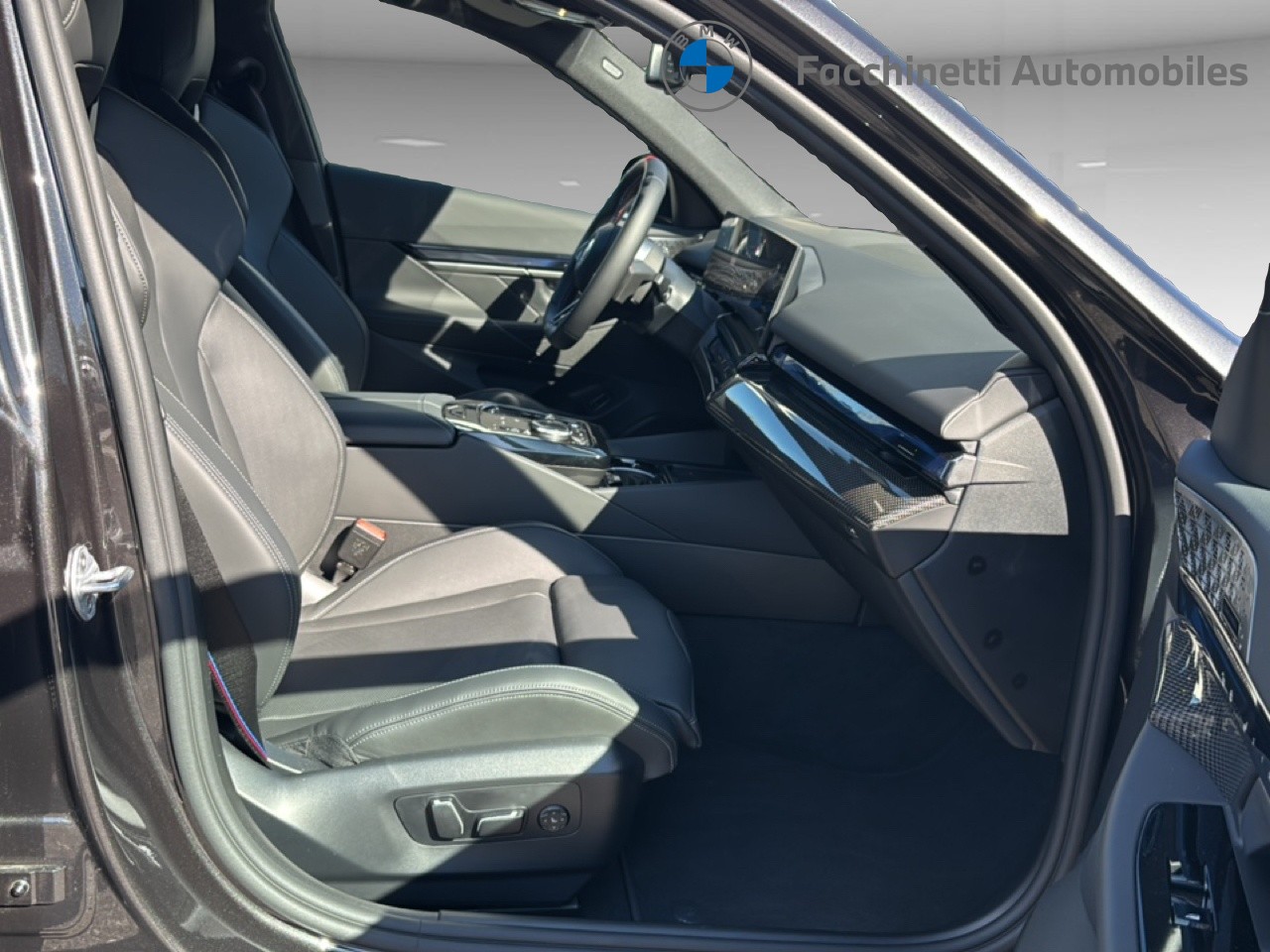 BMW i5 M60 xDrive M Sport Pro - 14