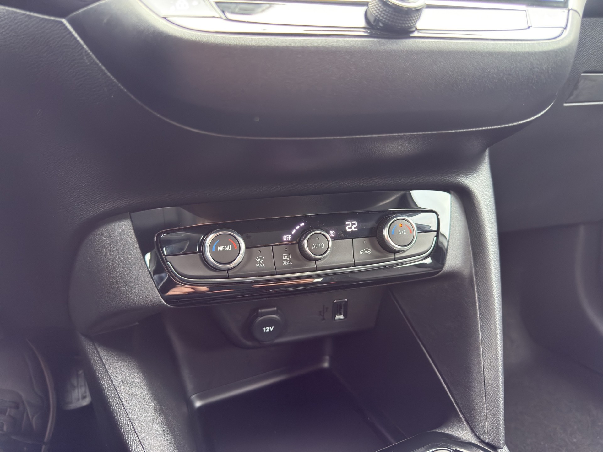 OPEL Corsa-e Edition 50Kwh - 26