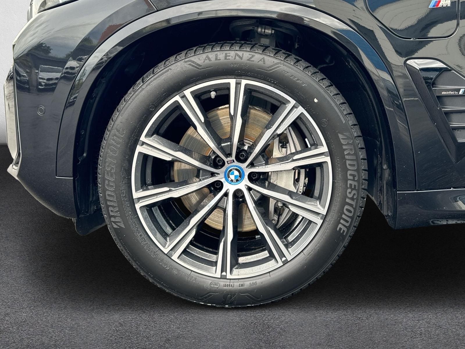 BMW X5 xDrive 50e M Sport Steptronic (CH) AHK 2.7T ** Action de leasing à 0.9% ** - 9