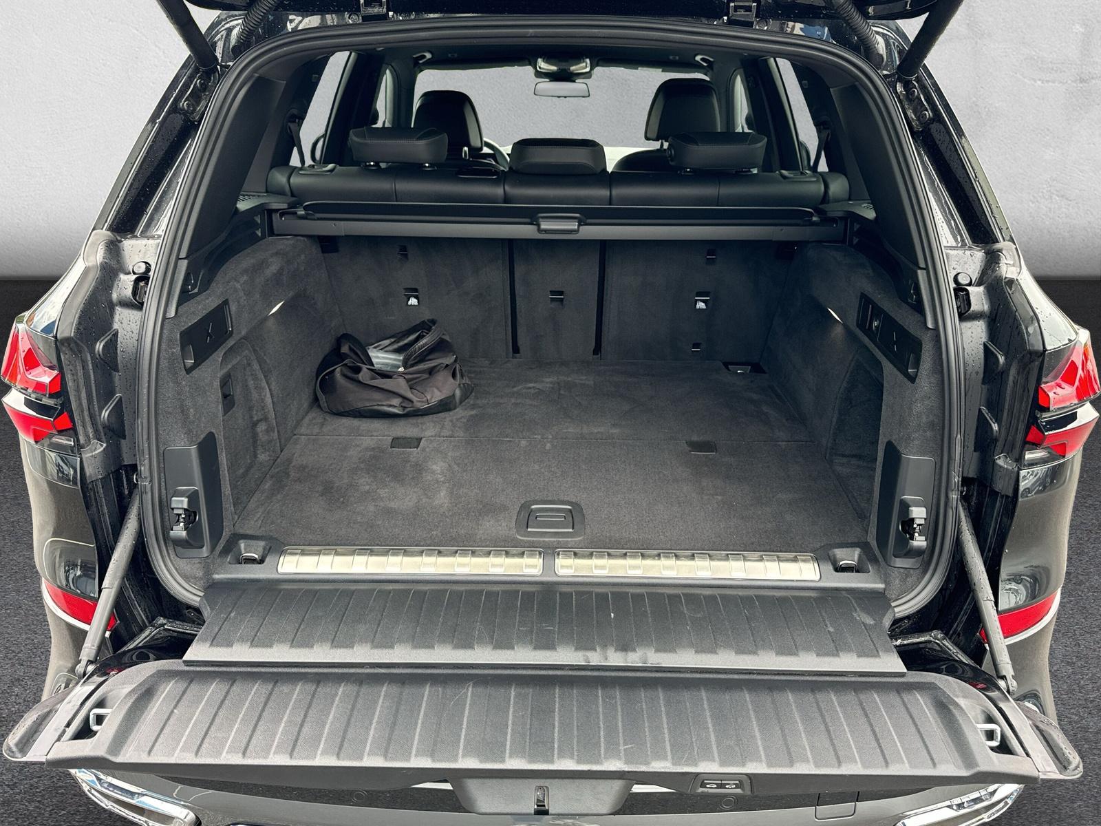 BMW X5 xDrive 50e M Sport Steptronic (CH) AHK 2.7T ** Action de leasing à 0.9% ** - 10