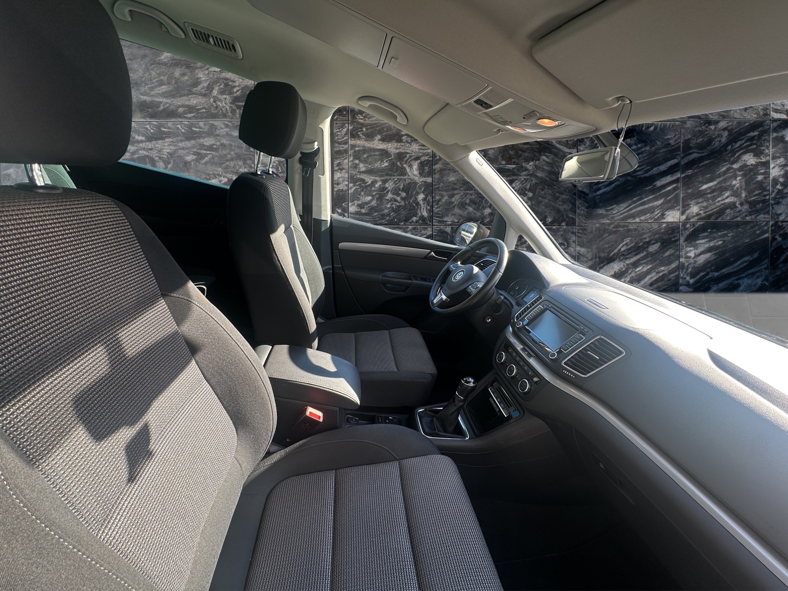 VW Sharan 2.0 TDI BMT Comfortline 4Motion - 14