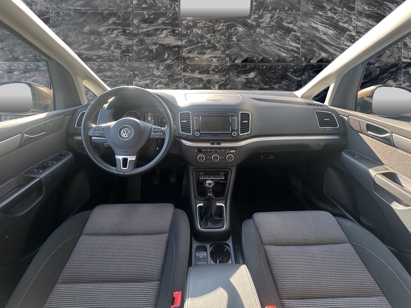 VW Sharan 2.0 TDI BMT Comfortline 4Motion - 11