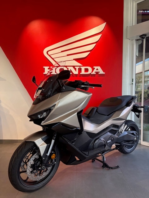 HONDA NSS 750 - 7