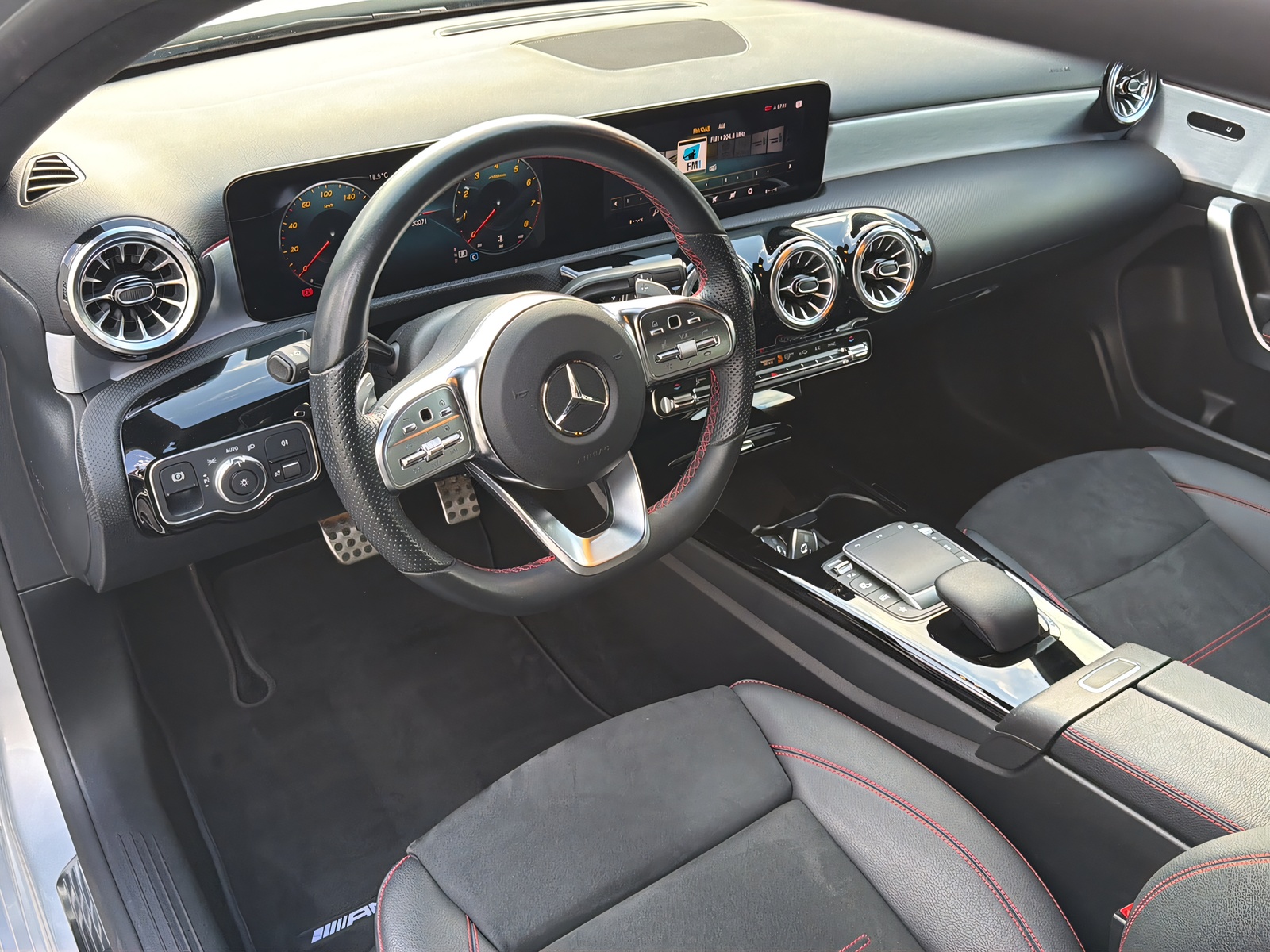 MERCEDES-BENZ A 250 4Matic AMG-Line - 7