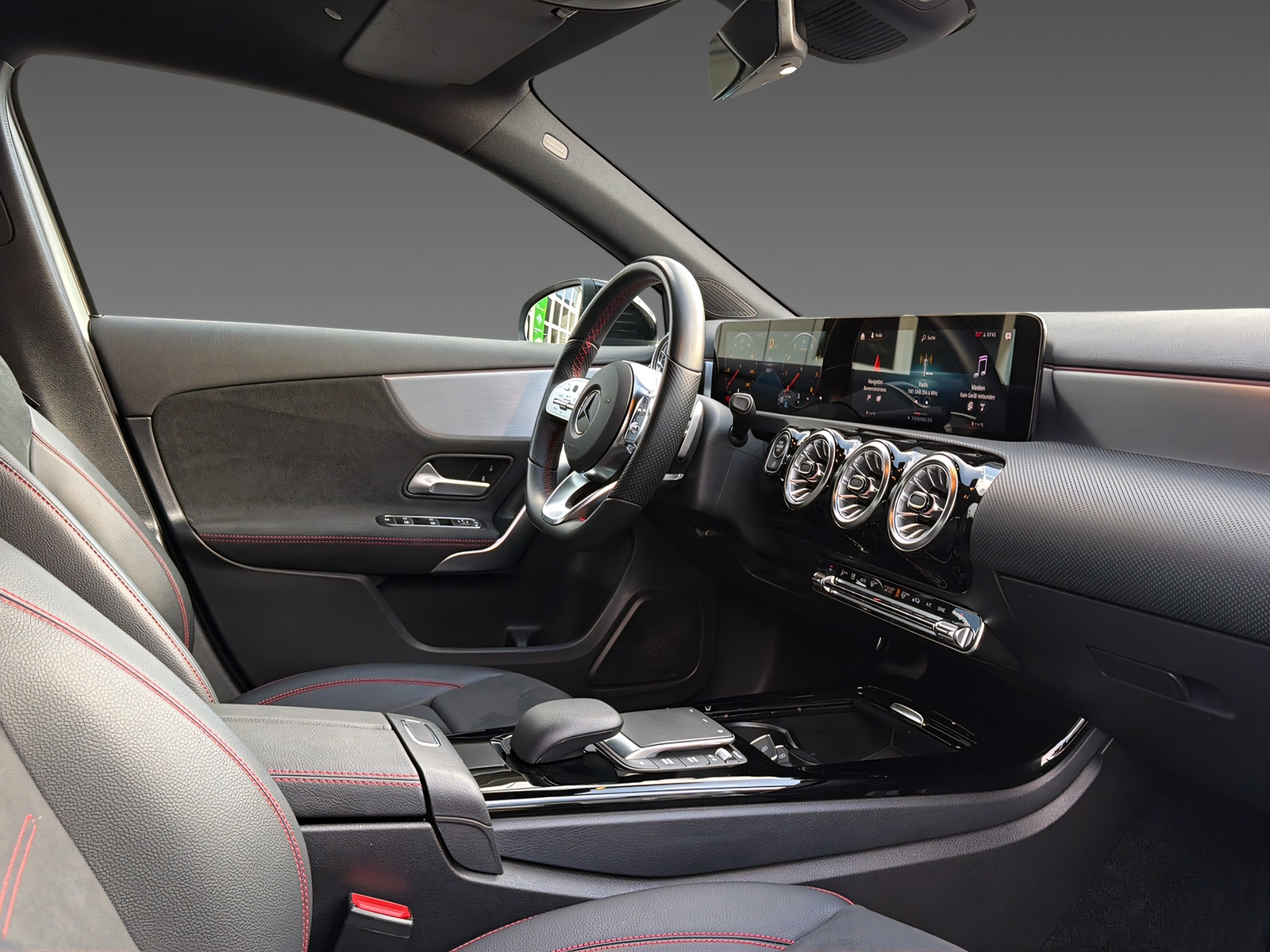 MERCEDES-BENZ A 250 4Matic AMG-Line - 14
