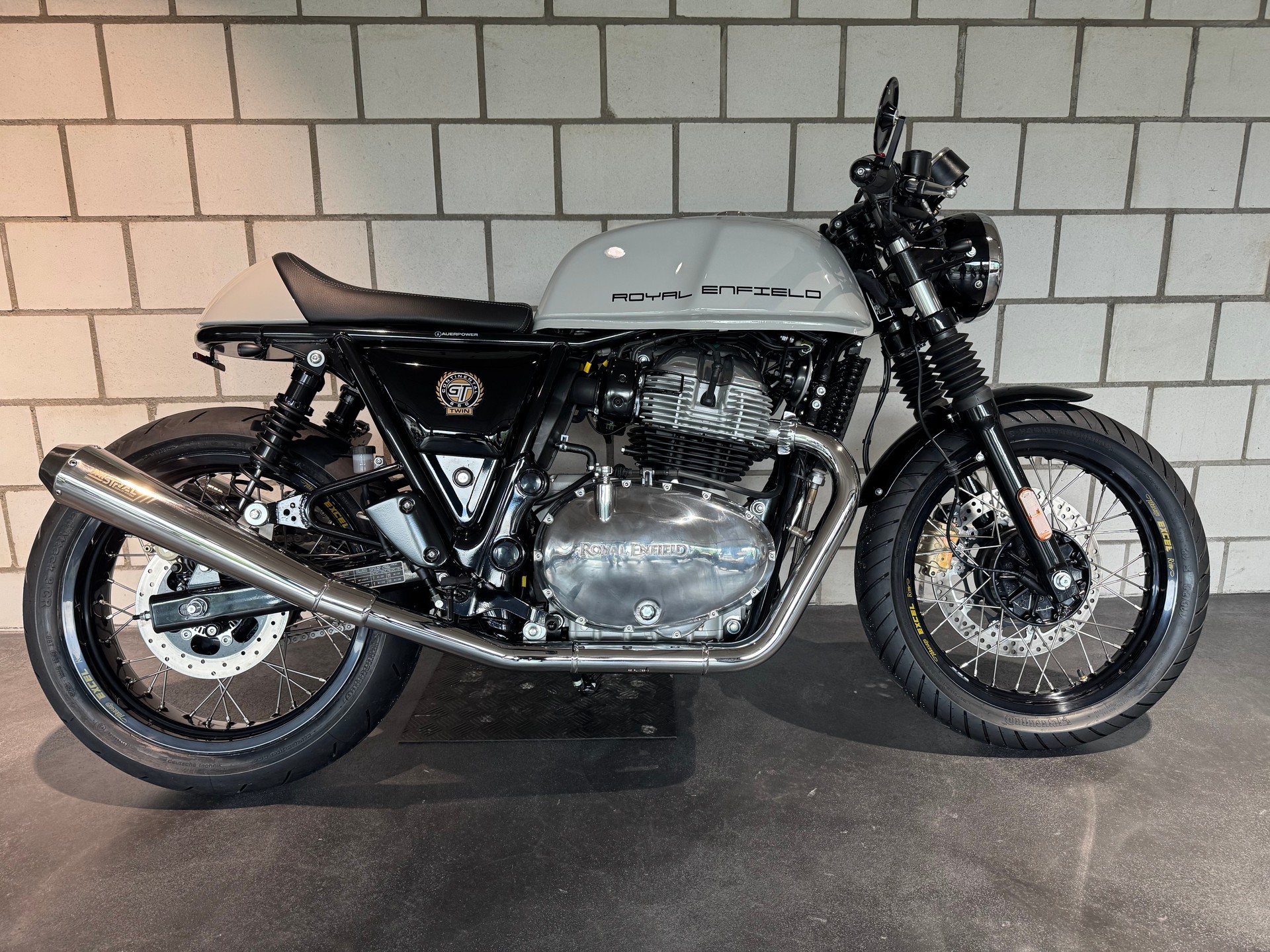 ROYAL ENFIELD Continental GT 650 Custom - 4