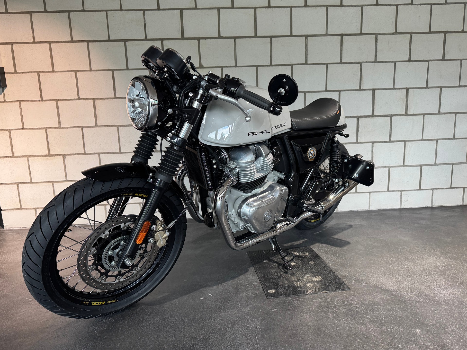 ROYAL ENFIELD Continental GT 650 Custom - 2