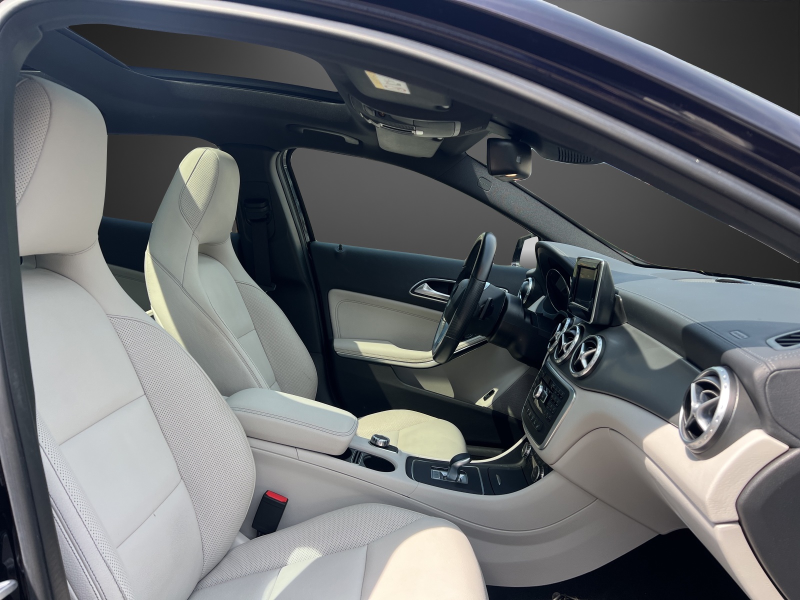 MERCEDES-BENZ GLA 45 AMG 4Matic 7G-DCT - 13
