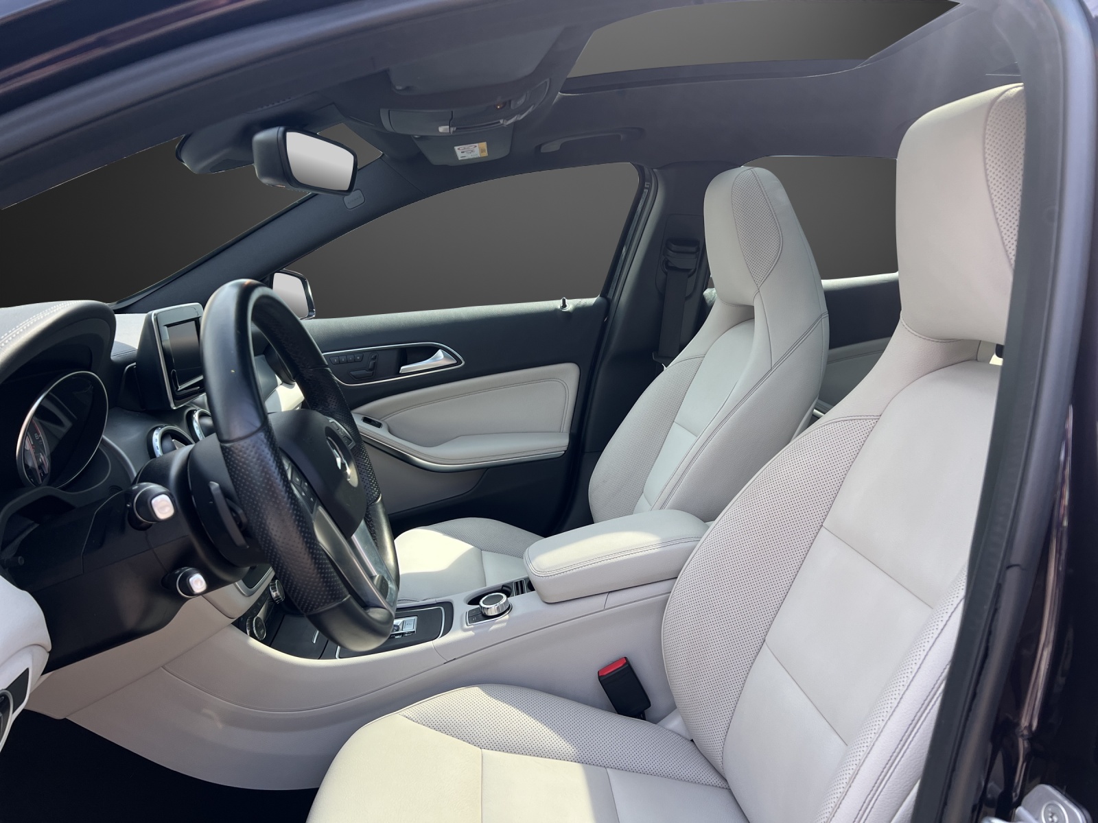 MERCEDES-BENZ GLA 45 AMG 4Matic 7G-DCT - 10