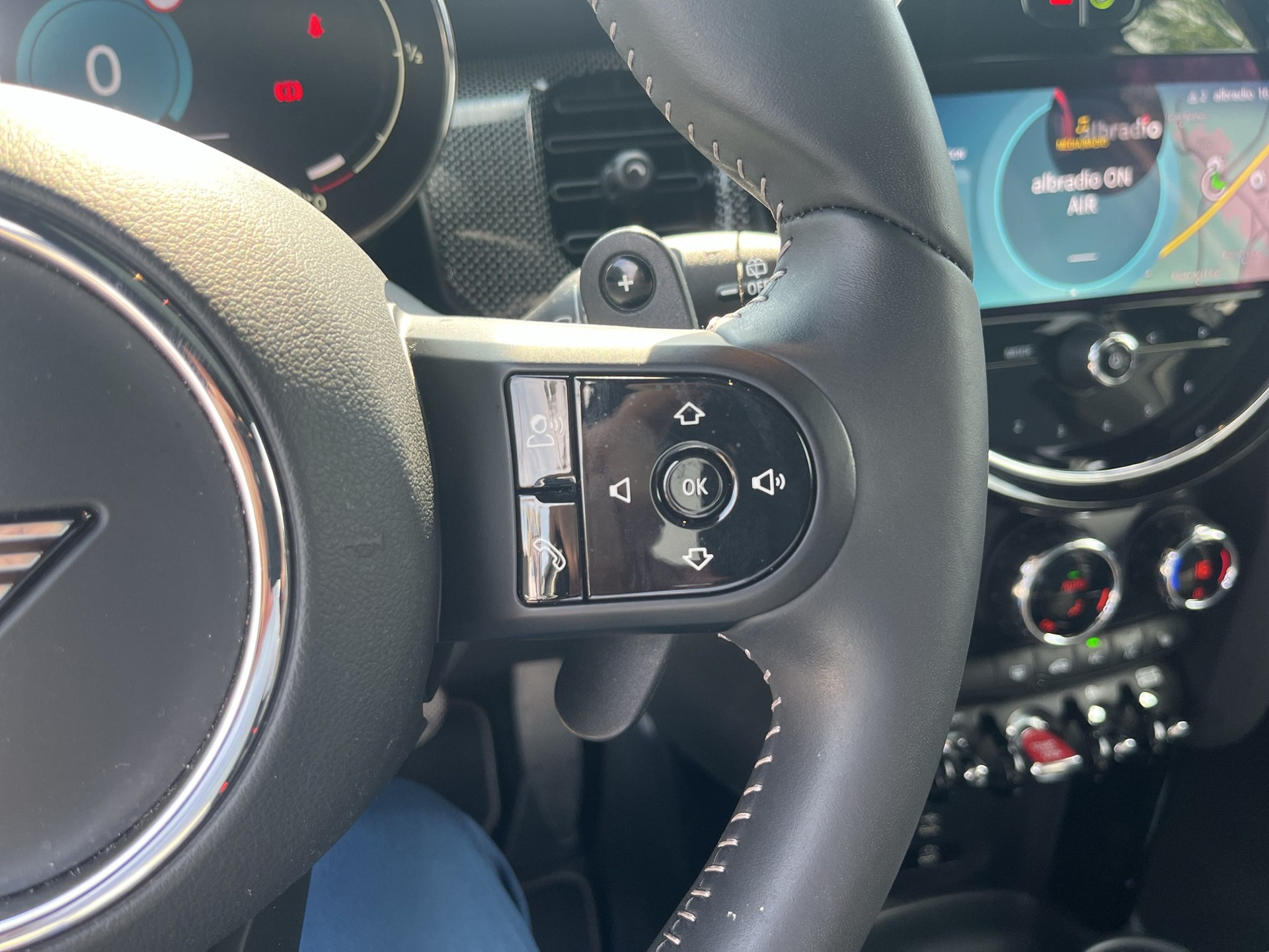 MINI Cooper S Steptronic DKG - 16