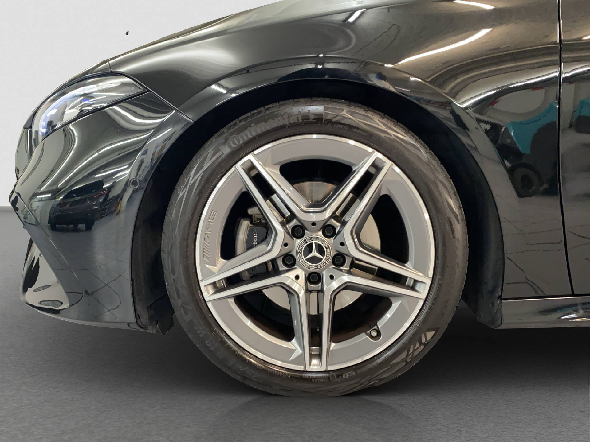 MERCEDES-BENZ A 200 AMG Line - 6
