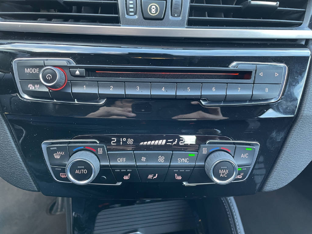 BMW X1 F48 18d xDrive - 12