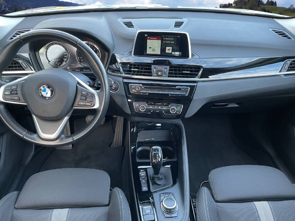 BMW X1 F48 18d xDrive - 10