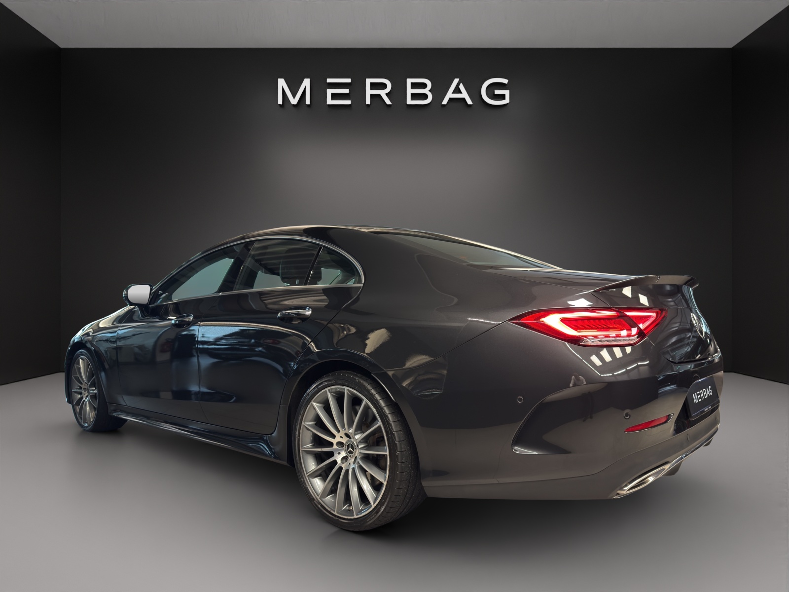 MERCEDES-BENZ CLS 450 AMG Line 4Matic - 4