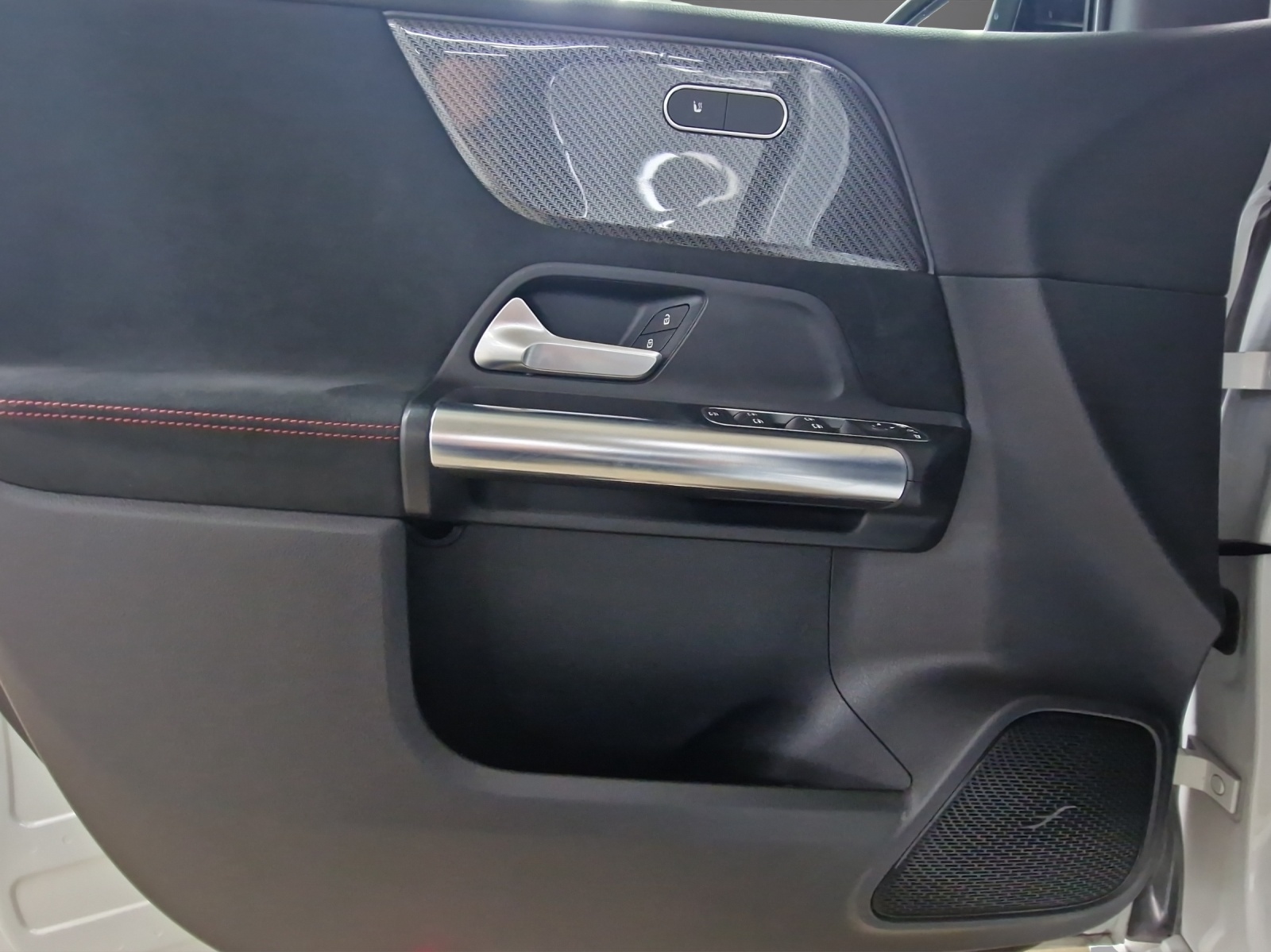 MERCEDES-BENZ B 200 AMG Line - 13