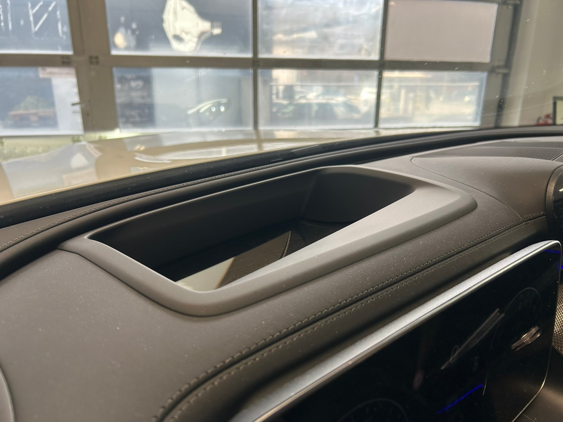 MERCEDES-BENZ GLC 300 e 4Matic 9G-Tronic - 18