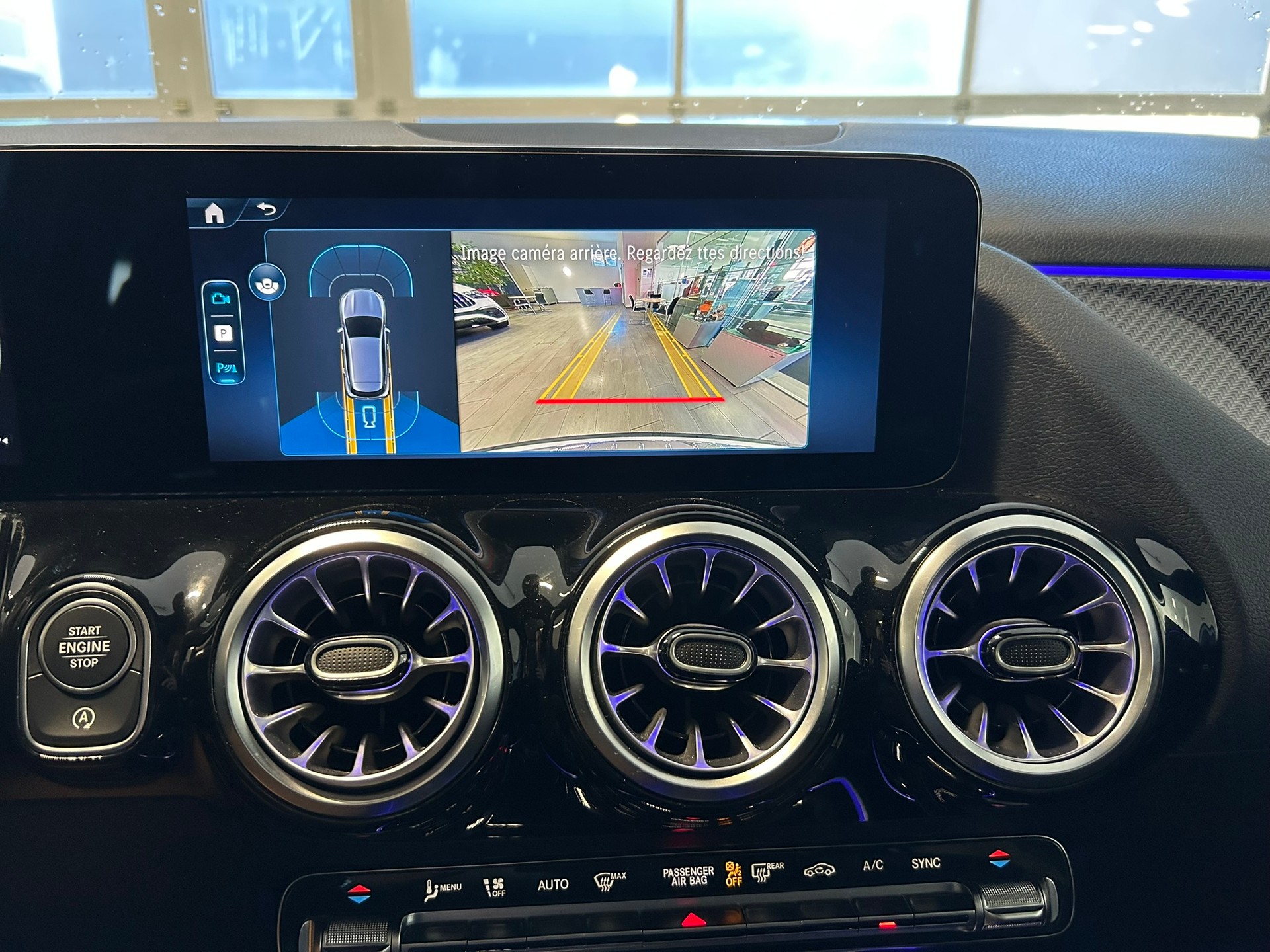 MERCEDES-BENZ GLA 220 4Matic 8G-DCT - 13