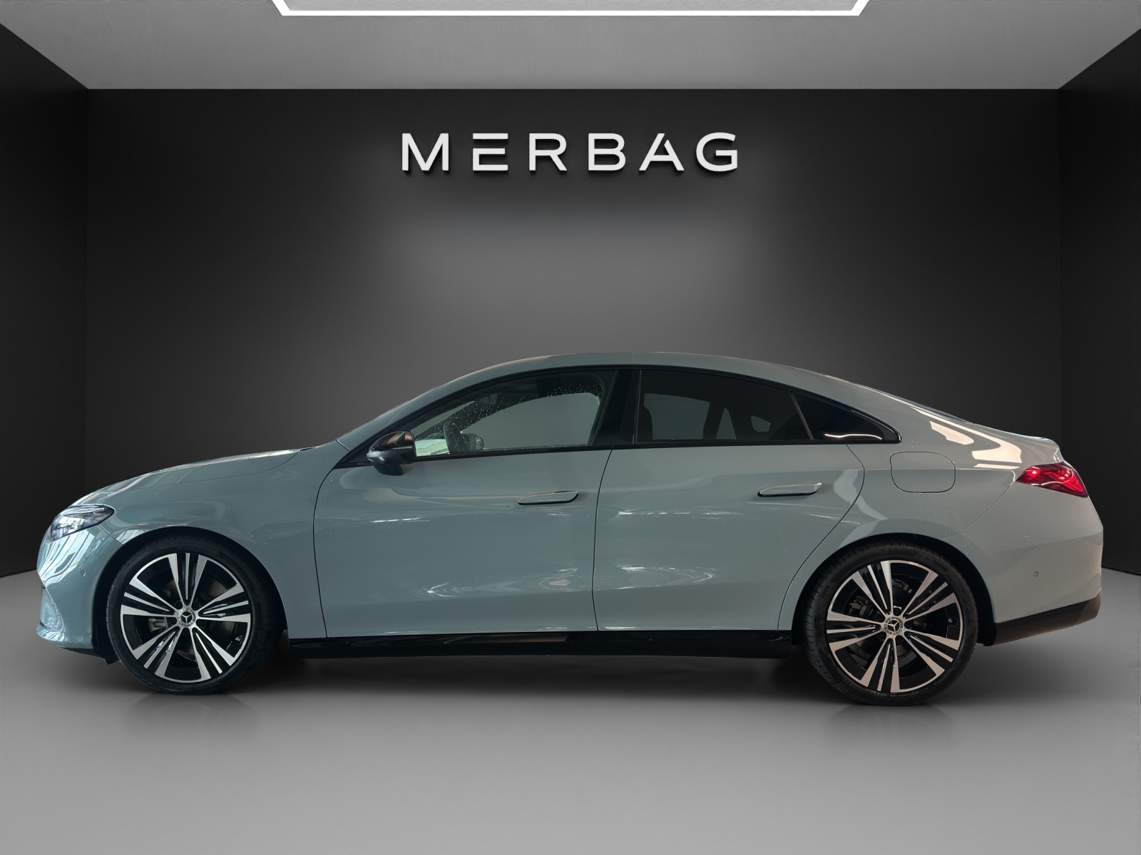 MERCEDES-BENZ CLA 220 8G-DCT 4Matic - 3