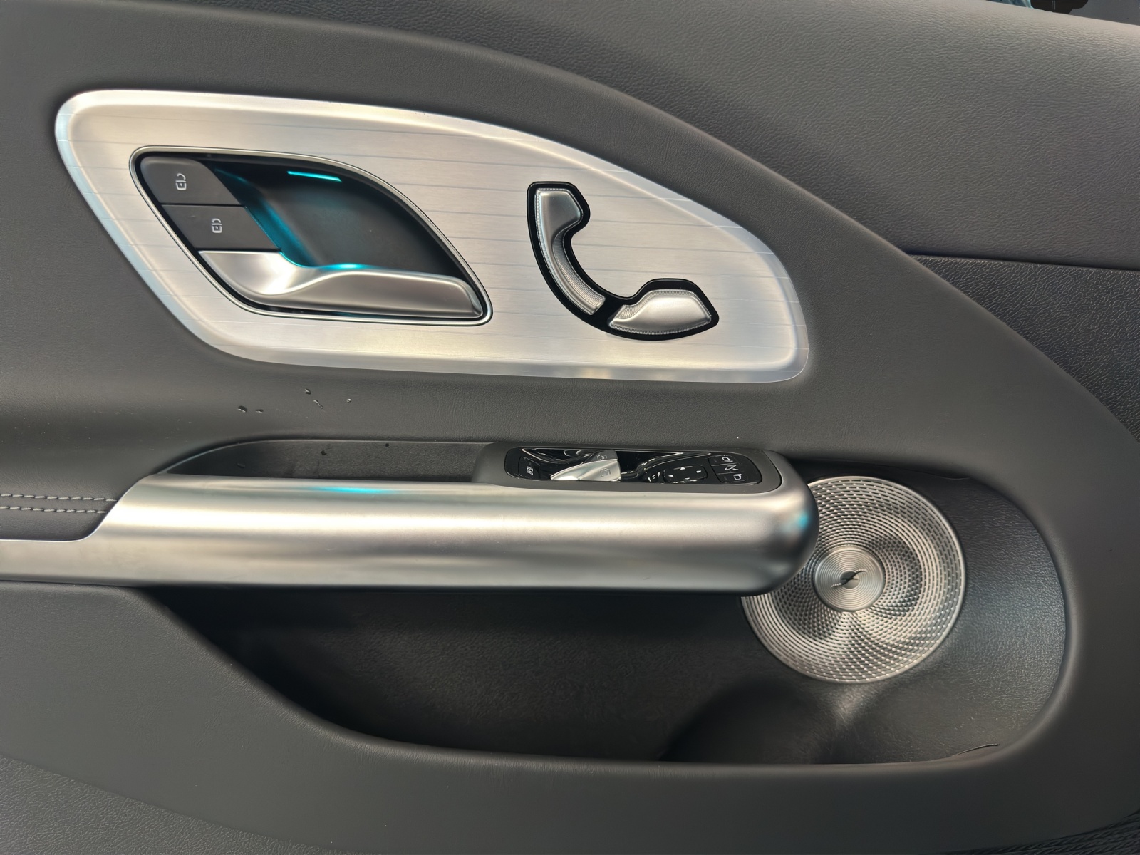 MERCEDES-BENZ CLA 220 8G-DCT 4Matic - 13