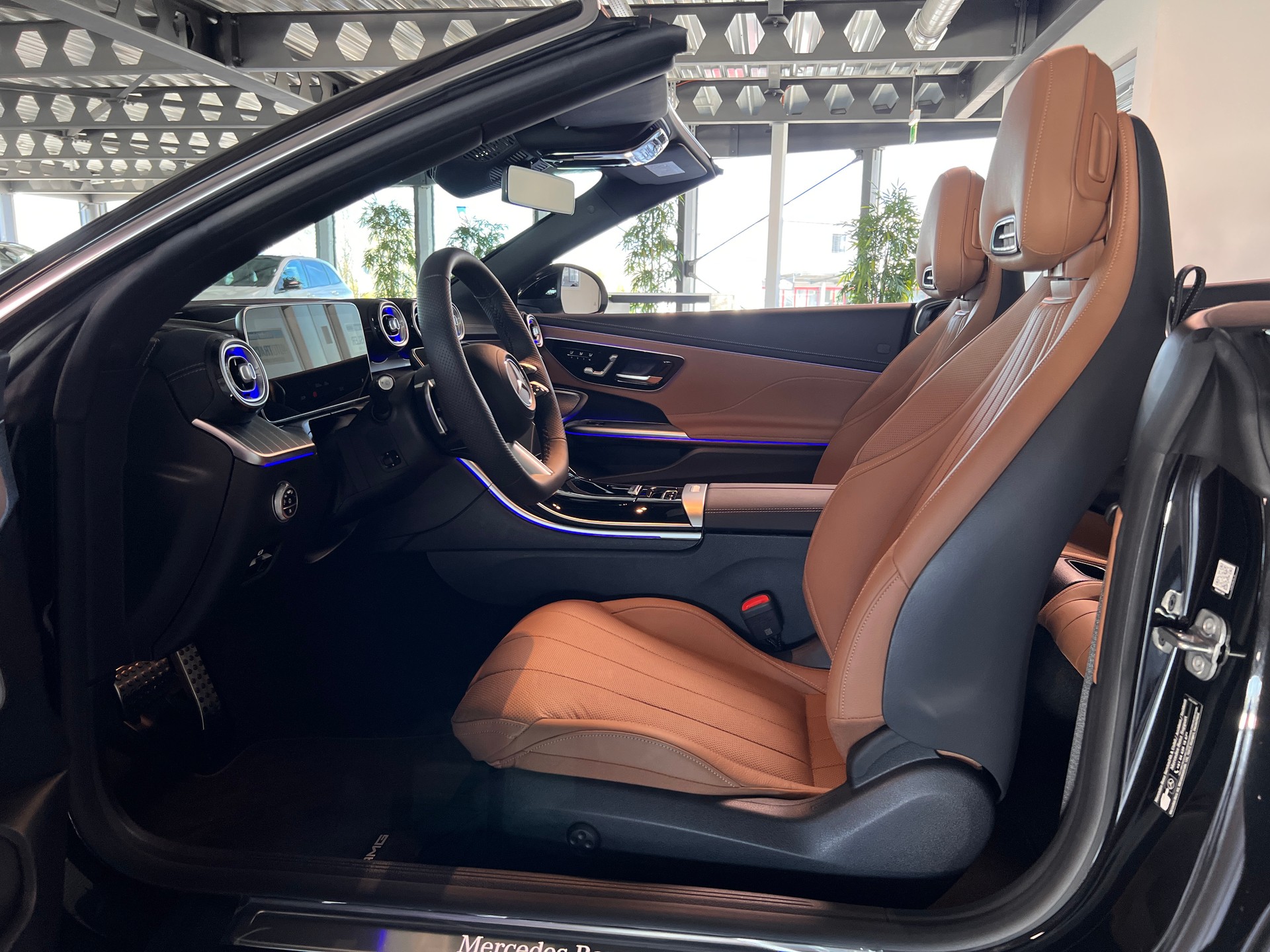 MERCEDES-BENZ CLE 200 Cabrio 4Matic 9G-Tronic - 12