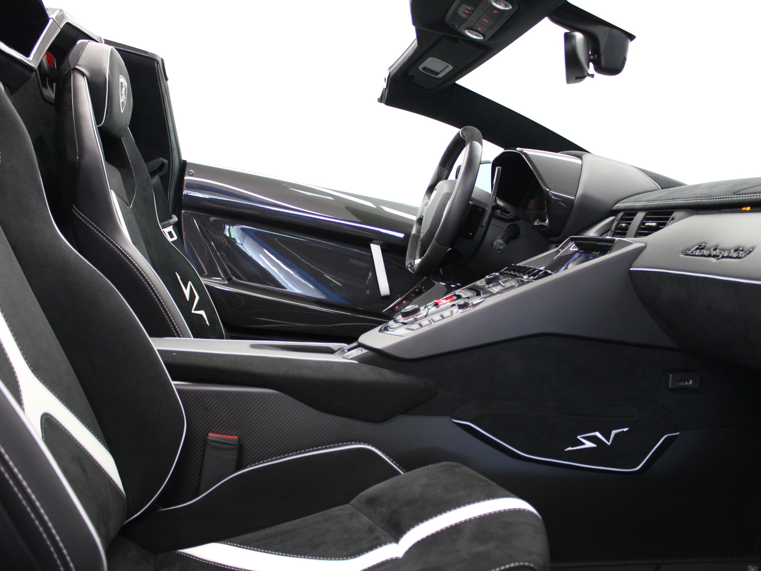 Aventador LP750-4 Superveloce Roadster E-Gear thumbnail n°7