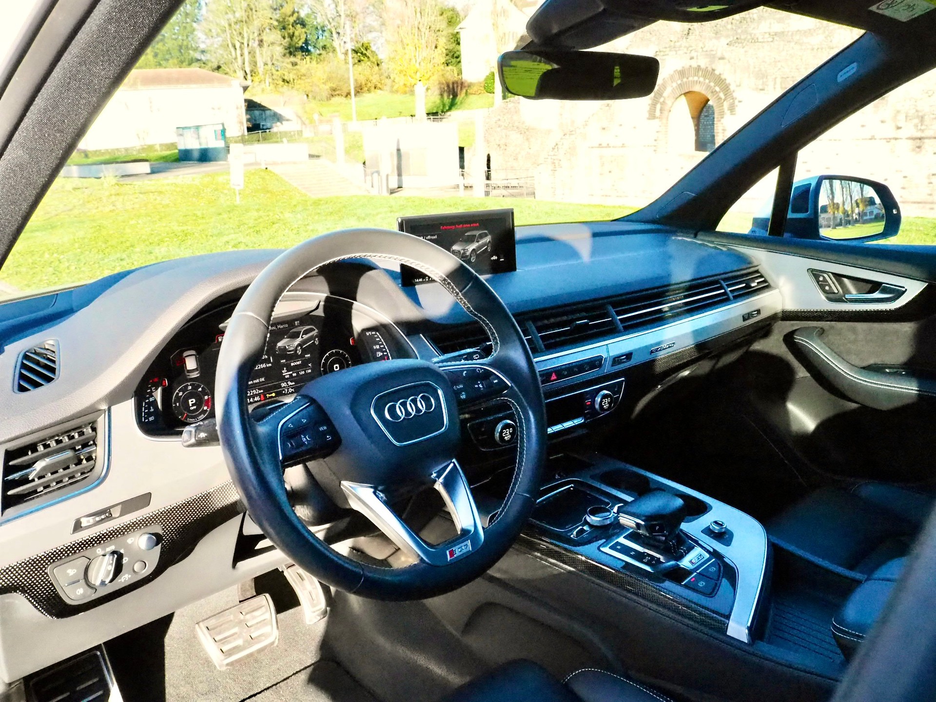 AUDI SQ7 4.0 TDI quattro tiptronic - 11