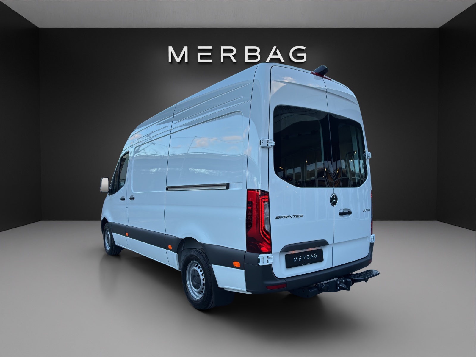 MERCEDES-BENZ Sprinter 317 CDI Standard 9G-TRONIC - 4