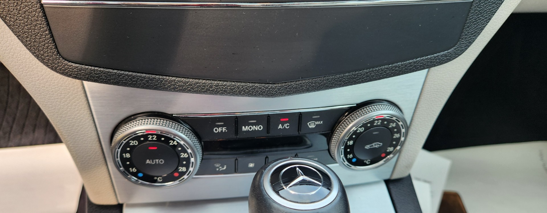 MERCEDES-BENZ C 230 Avantgarde 7G-Tronic - 9