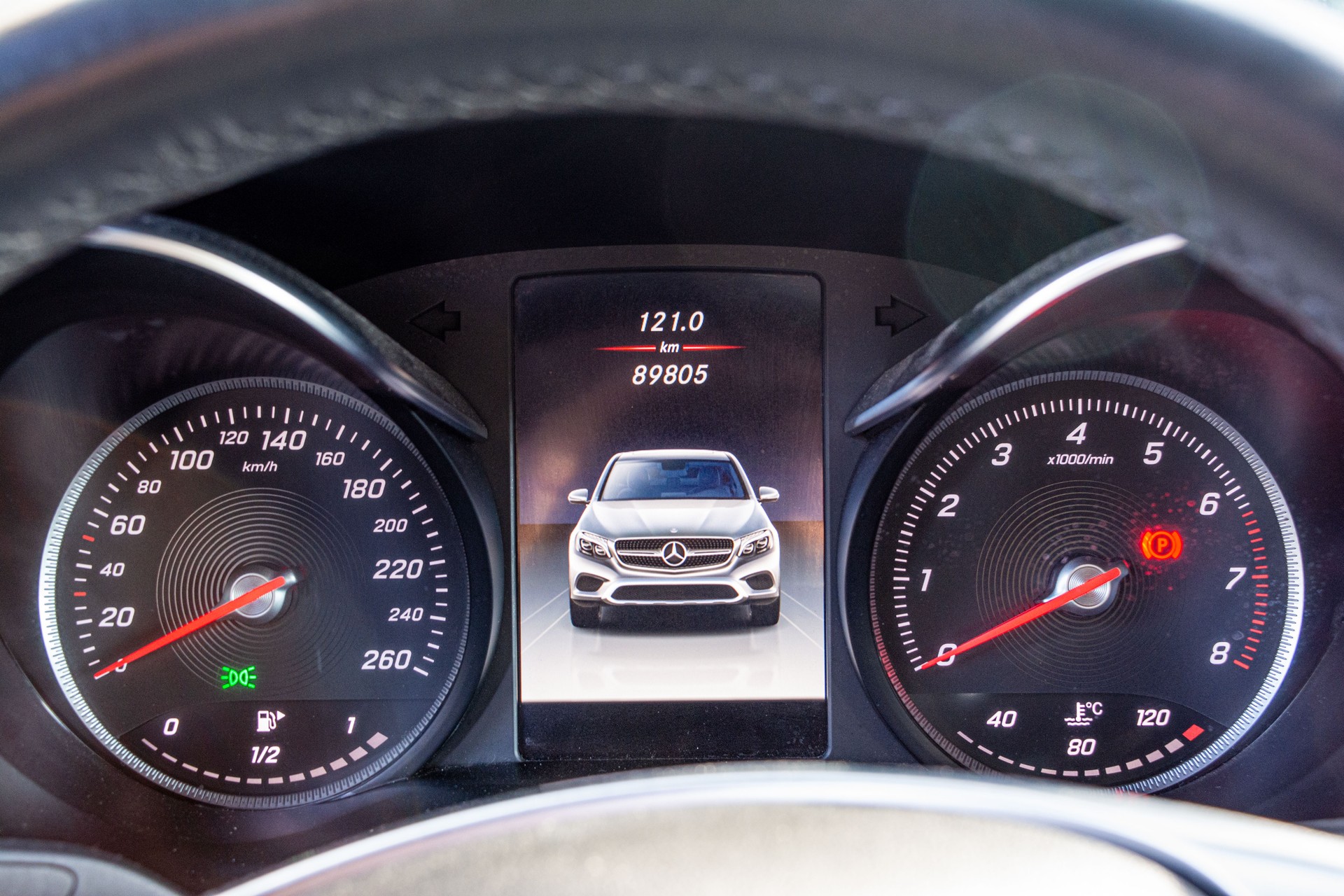 MERCEDES-BENZ GLC Coupé 250 AMG Line 4Matic 9G-Tronic - 14