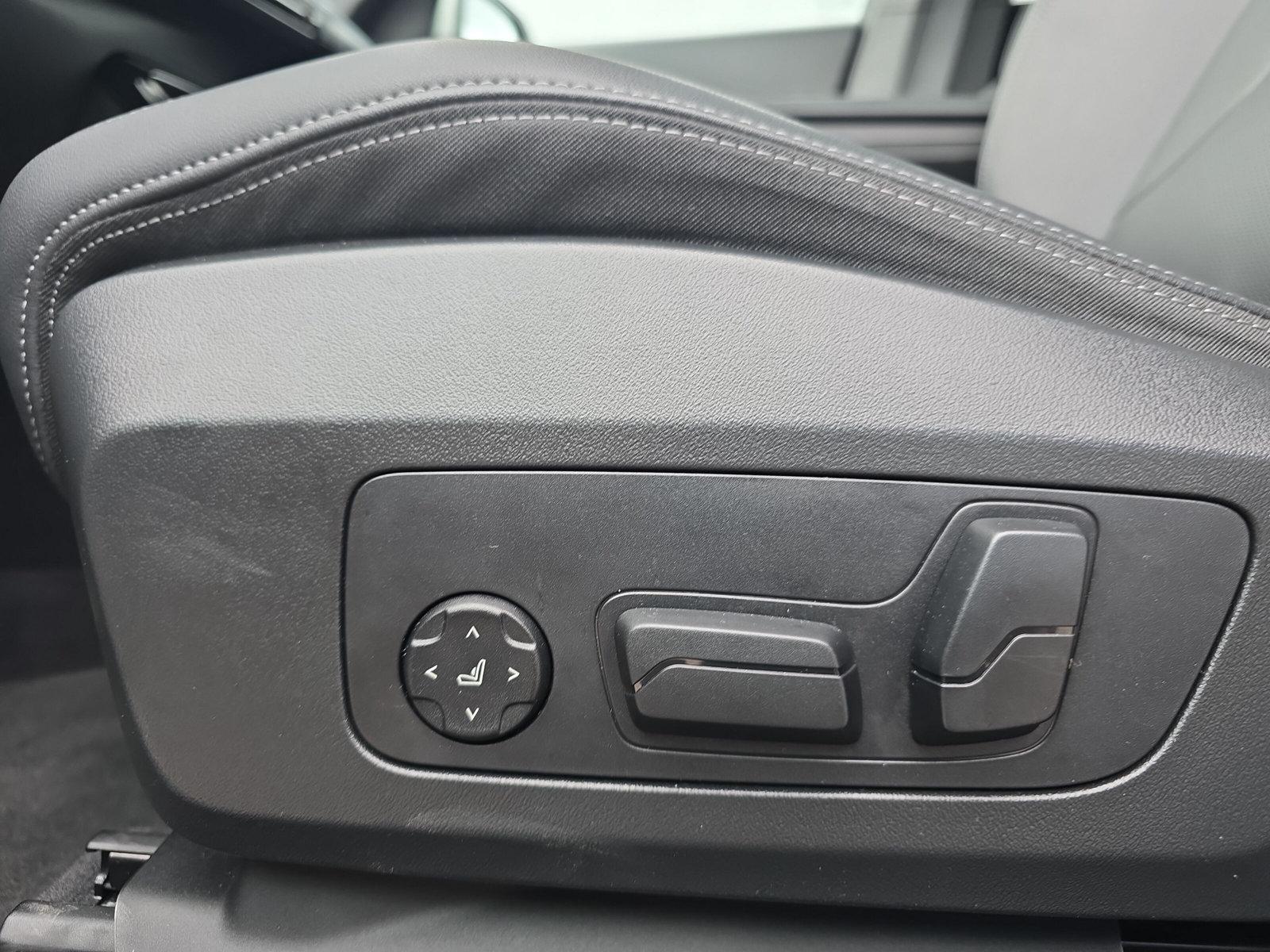 BMW X1 30e M Sport xDrive U11 (CH) AHK 1.8T - 21