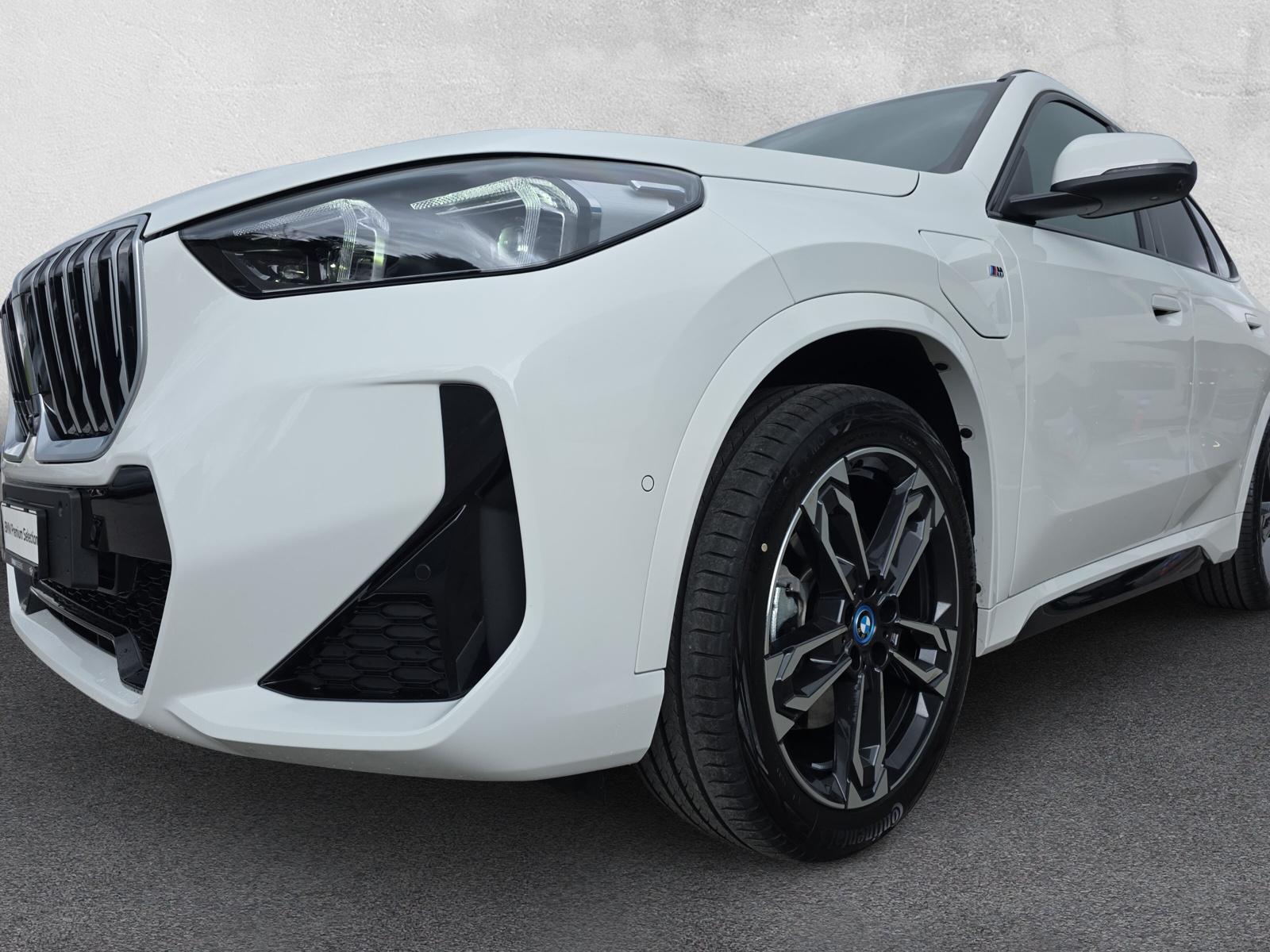 BMW X1 30e M Sport xDrive U11 (CH) AHK 1.8T - 8