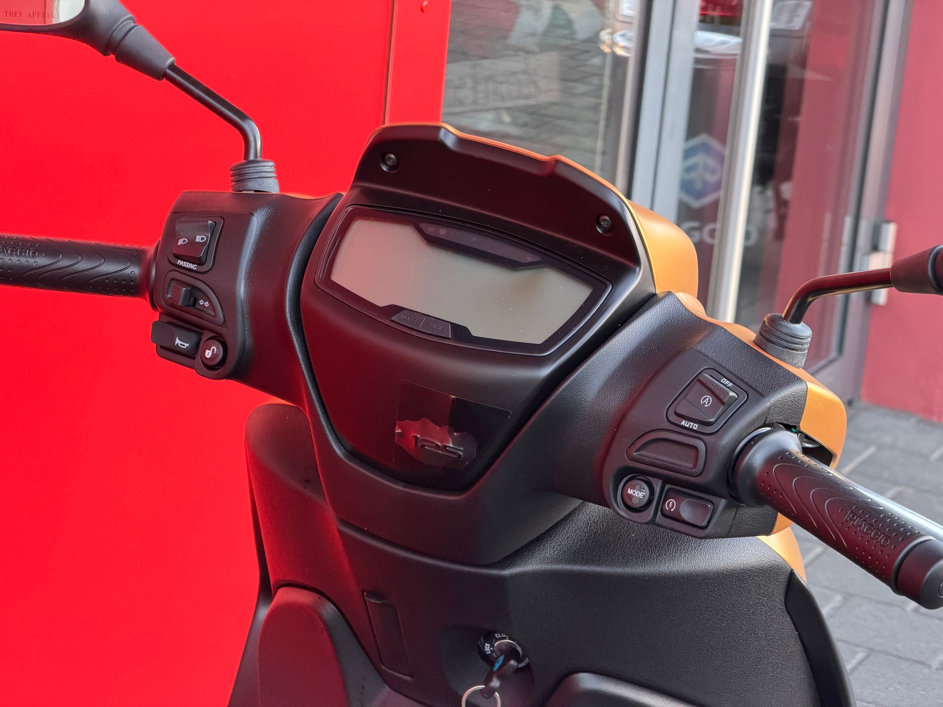 PIAGGIO Medley 200 Sport E5+ - 14