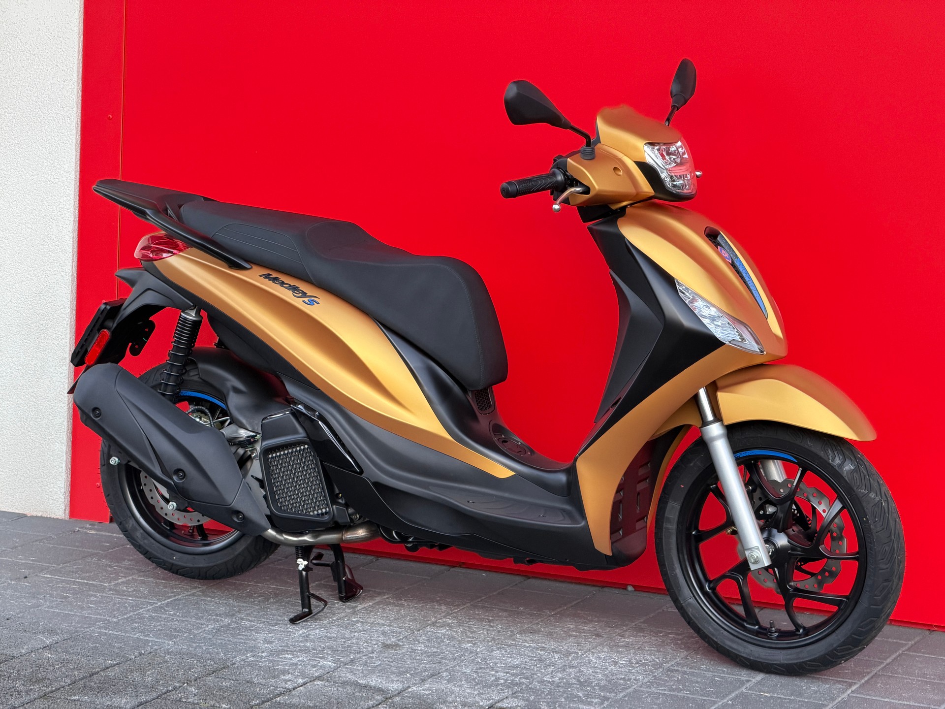 PIAGGIO Medley 200 Sport E5+ - 3