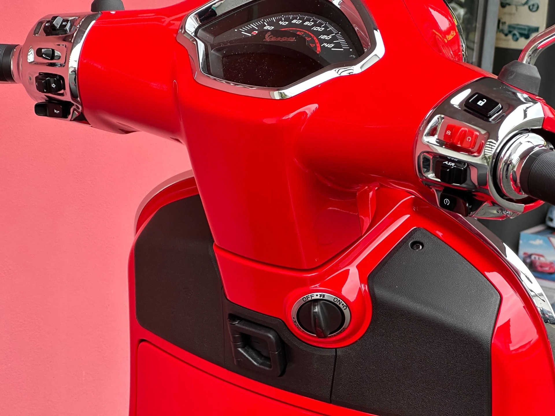 PIAGGIO Vespa GTS 125 Super RST Euro 5+ - 8